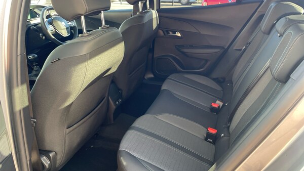 Used Peugeot 2008 2022 for sale - 76180053: Photo 30