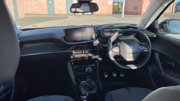 Used Peugeot 2008 2022 for sale - 76180053: Photo 4