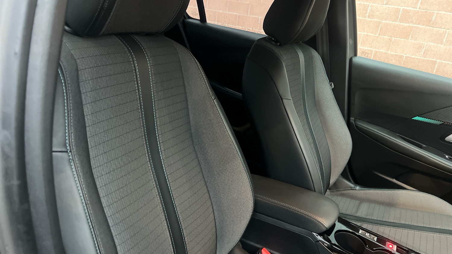 Used Peugeot 208 2020 for sale - 77075218: Photo 39