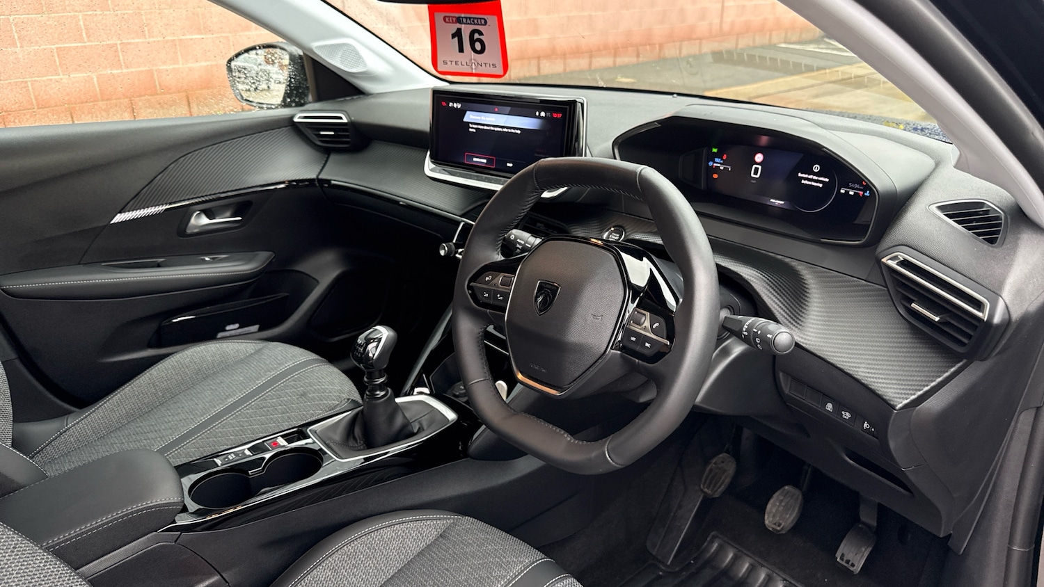 Used Peugeot 208 2025 for sale - 76458410: Photo 11