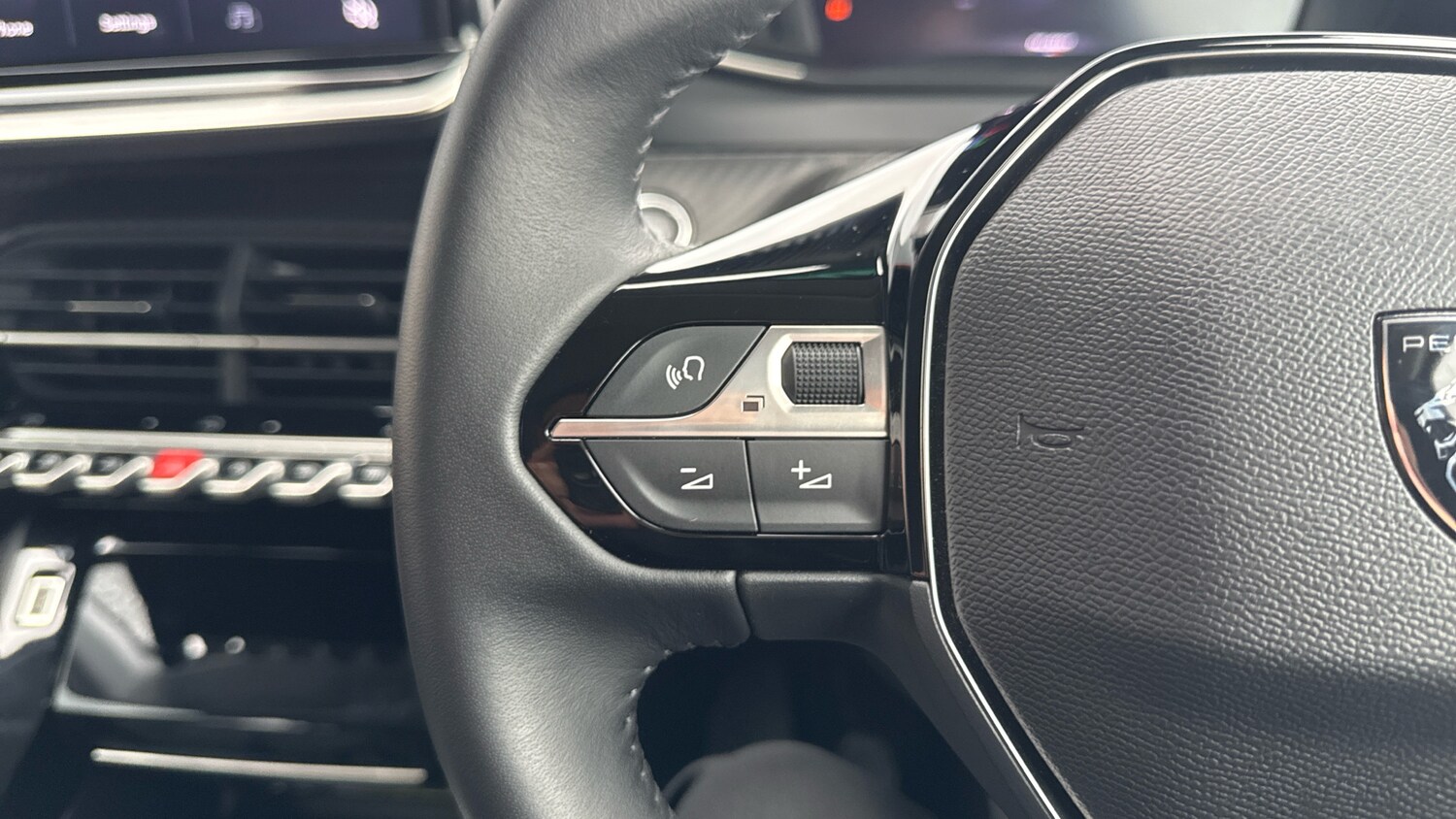 Used Peugeot 208 2025 for sale - 76458410: Photo 23