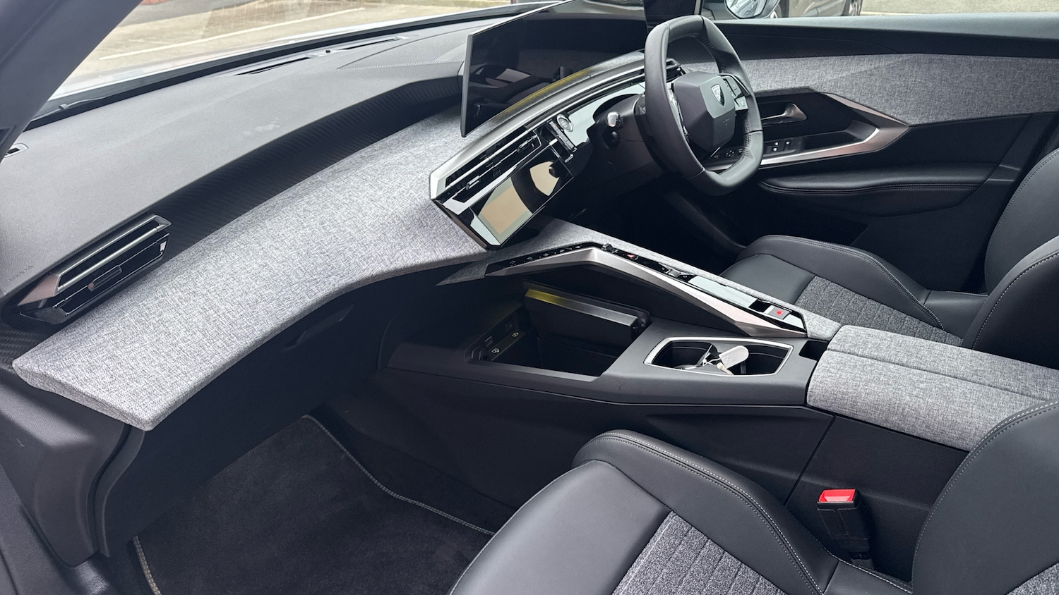 Used Peugeot 3008 2025 for sale - 77204888: Photo 12