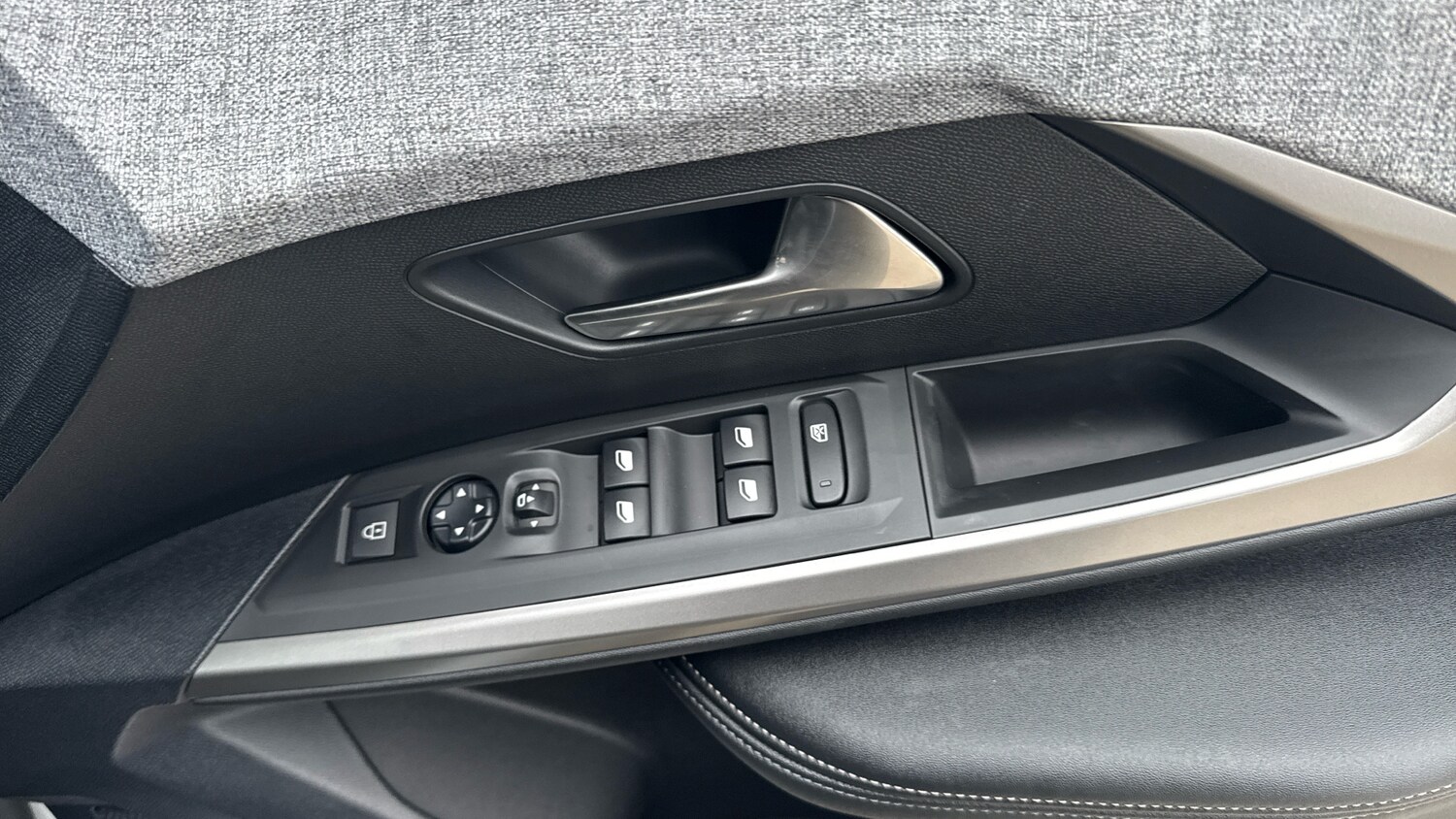 Used Peugeot 3008 2025 for sale - 77204888: Photo 22