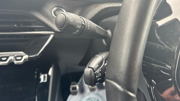 Used Peugeot 2008 2023 for sale - 75564862: Photo 27