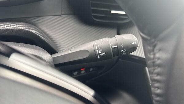 Used Peugeot 2008 2023 for sale - 75564862: Photo 28