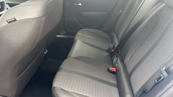 Used Peugeot 2008 2023 for sale - 75564862: Photo 33