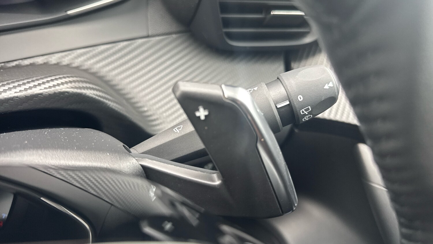 Used Peugeot 2008 2025 for sale - 76840351: Photo 29