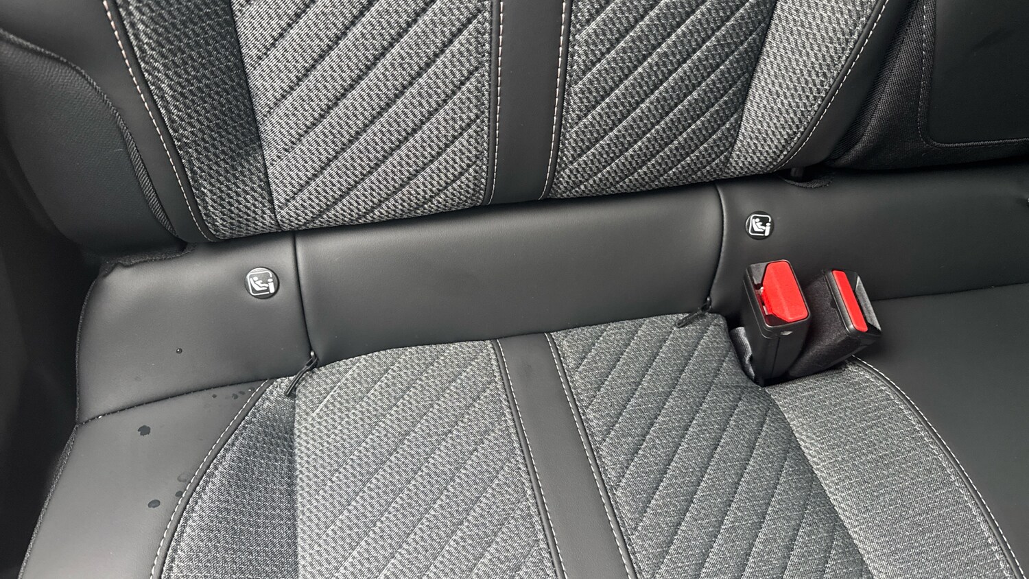 Used Peugeot 2008 2025 for sale - 76840351: Photo 36