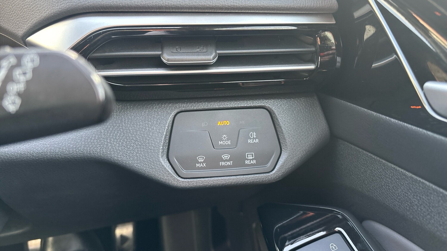 Used Volkswagen ID.4 2022 for sale - 76998808: Photo 21