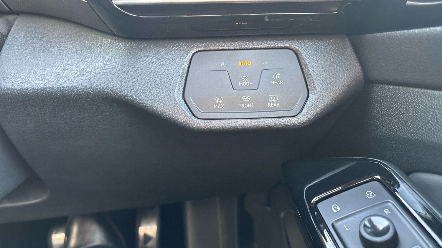 Used Volkswagen ID.4 2022 for sale - 76998808: Photo 31