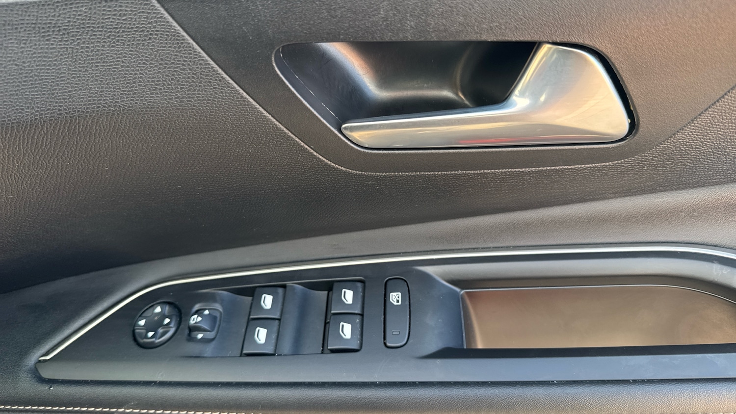 Used Peugeot 3008 2024 for sale - 76772562: Photo 23