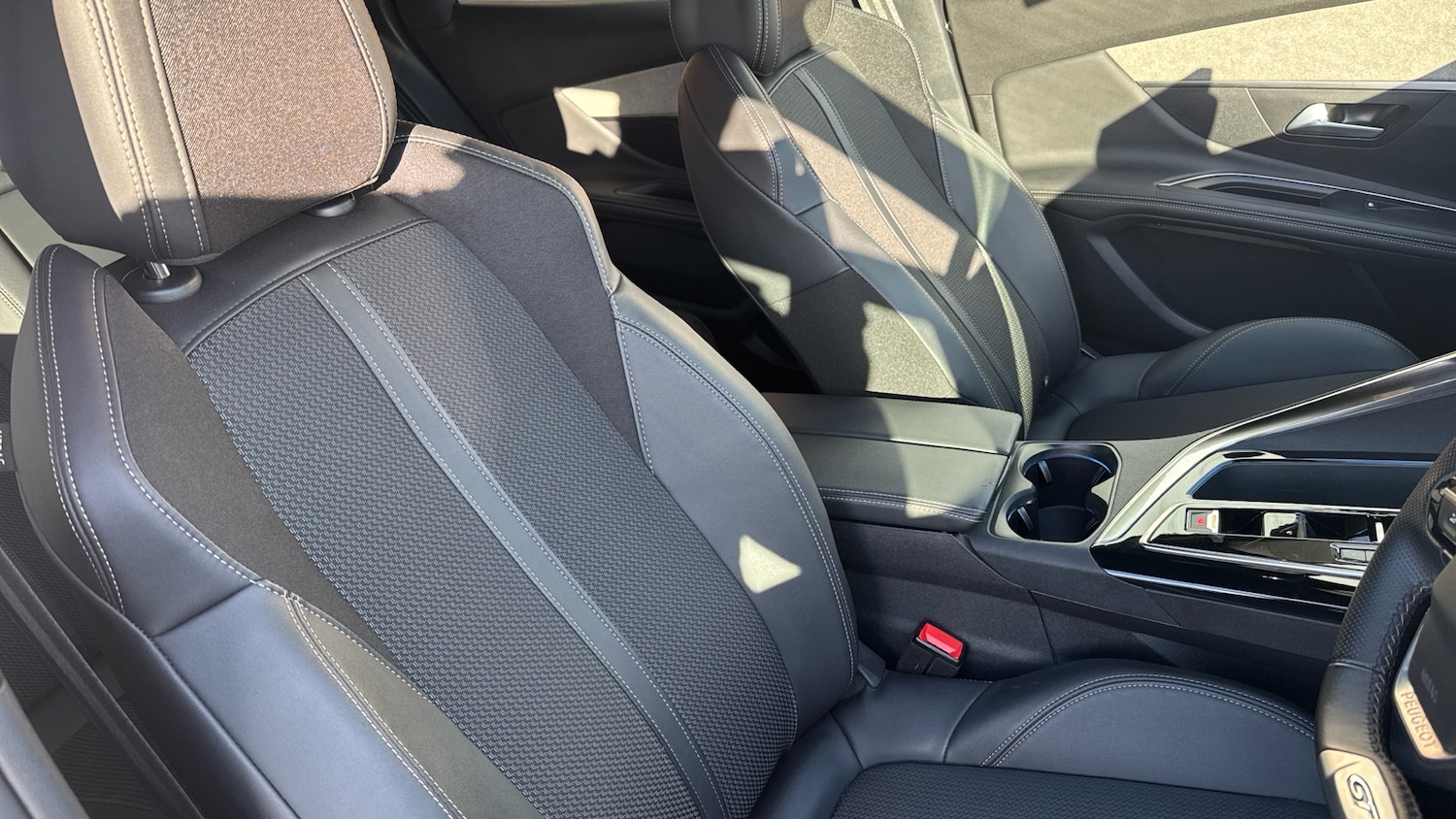 Used Peugeot 3008 2024 for sale - 76772562: Photo 43