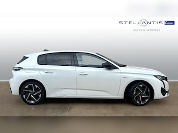 Used Peugeot 308 2022 for sale - 76153978: Photo 2