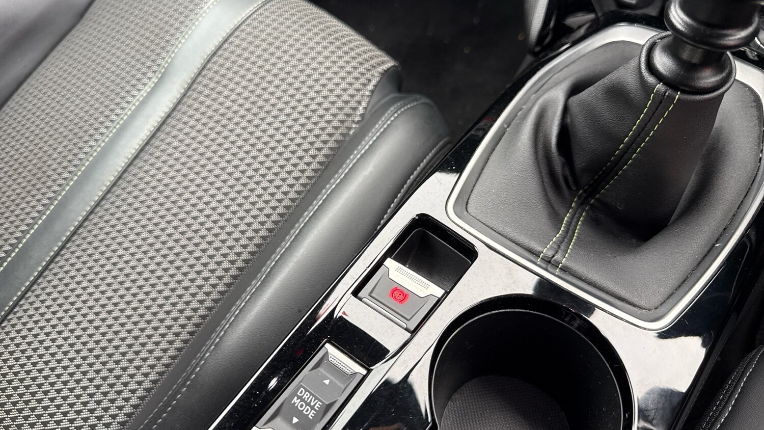 Used Peugeot 2008 2021 for sale - 76458421: Photo 21