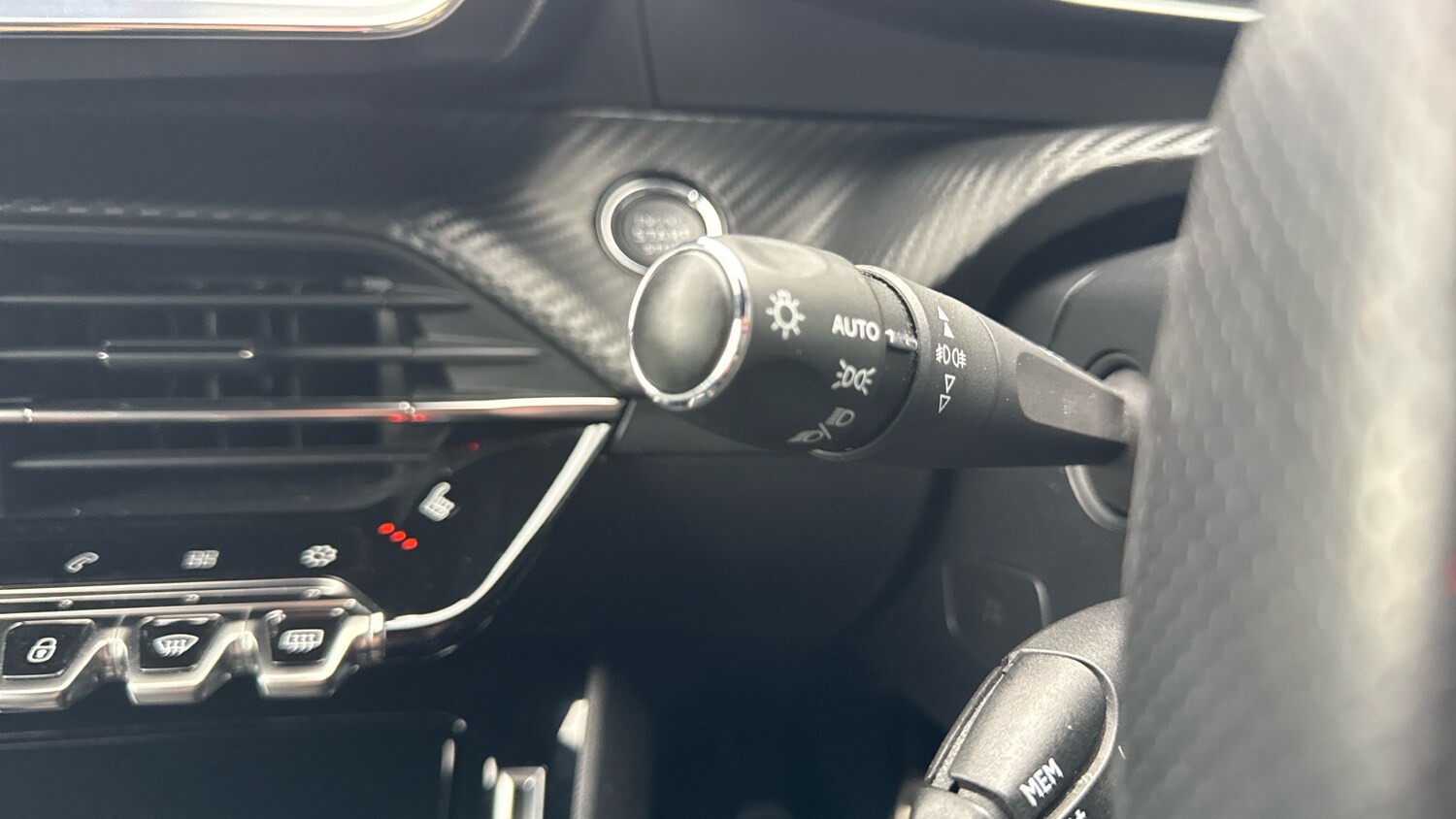 Used Peugeot 2008 2021 for sale - 76458421: Photo 27