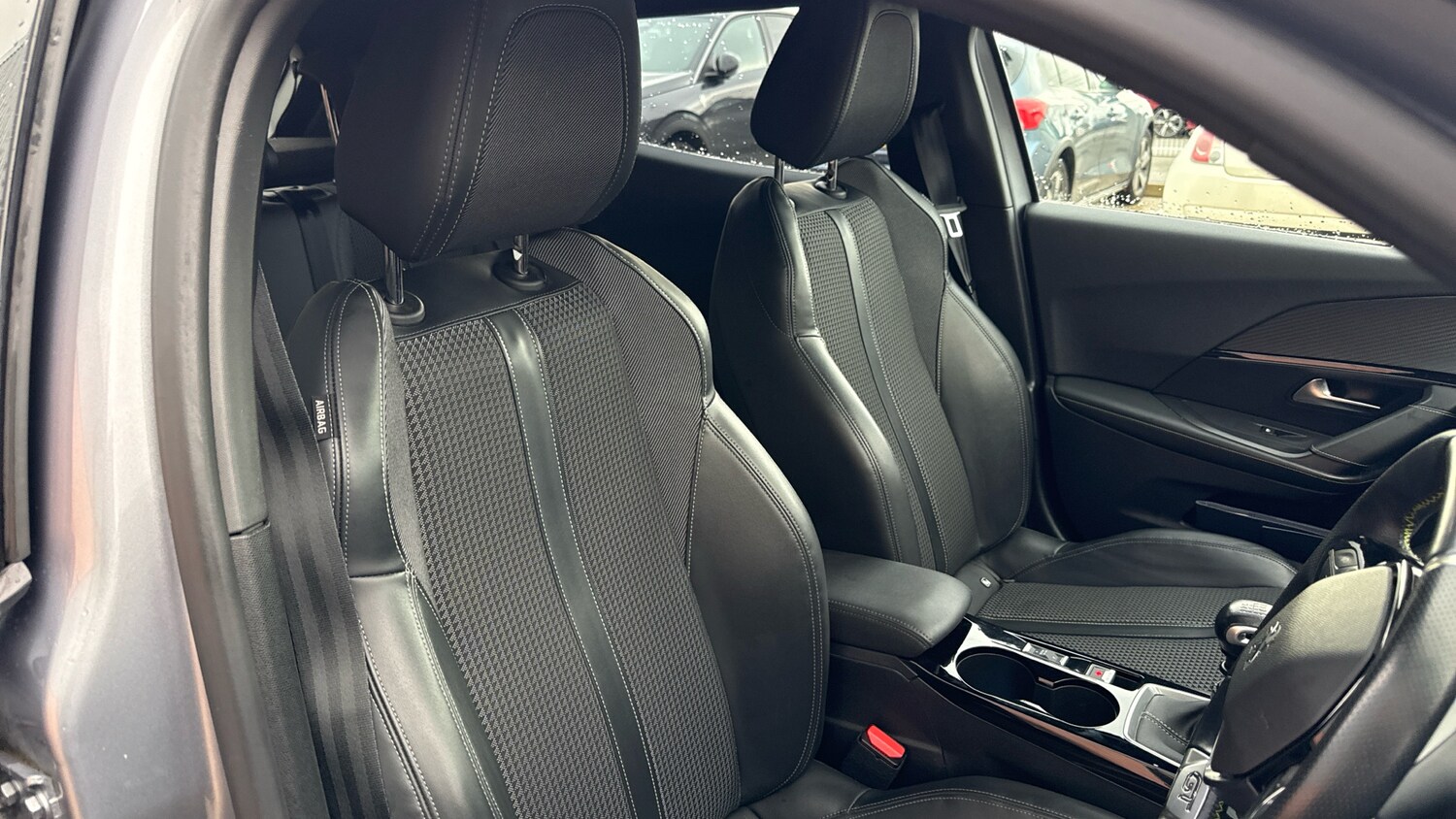 Used Peugeot 2008 2021 for sale - 76458421: Photo 36