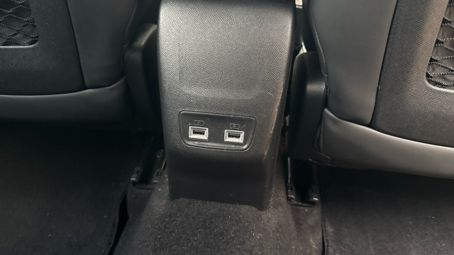 Used Peugeot 2008 2021 for sale - 76458421: Photo 44