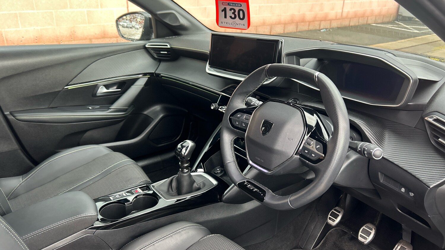 Used Peugeot 208 2024 for sale - 76419709: Photo 11