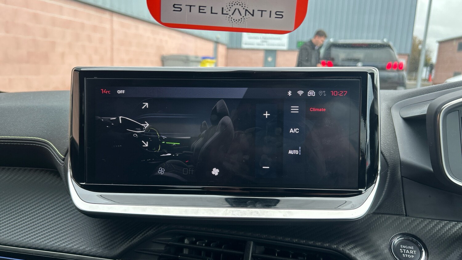 Used Peugeot 208 2024 for sale - 76419709: Photo 32