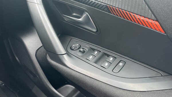 Used Peugeot 2008 2022 for sale - 76014582: Photo 22