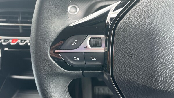 Used Peugeot 2008 2022 for sale - 76014582: Photo 23