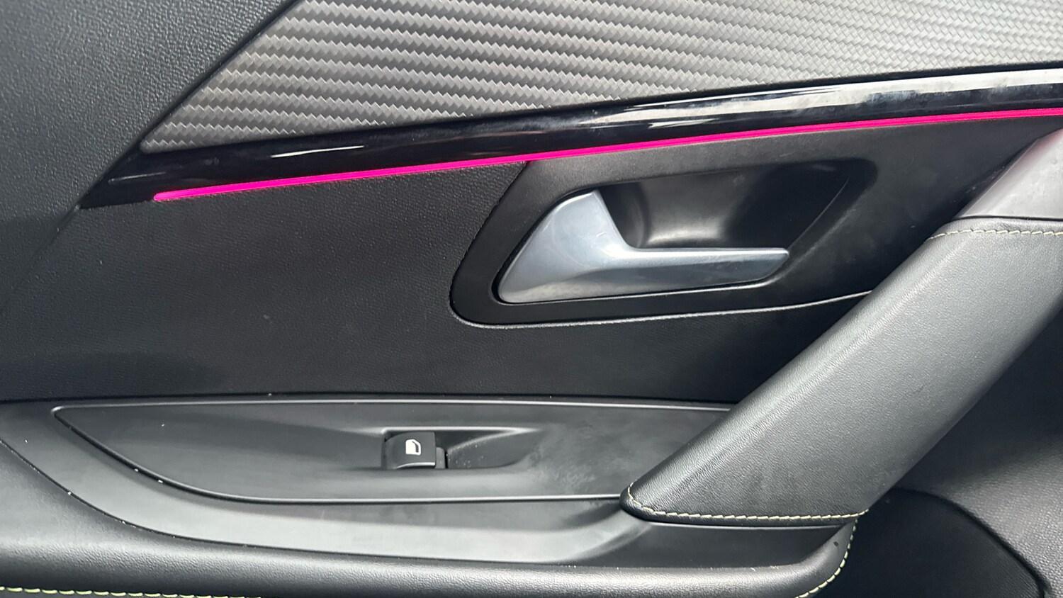 Used Peugeot 208 2021 for sale - 77575740: Photo 41