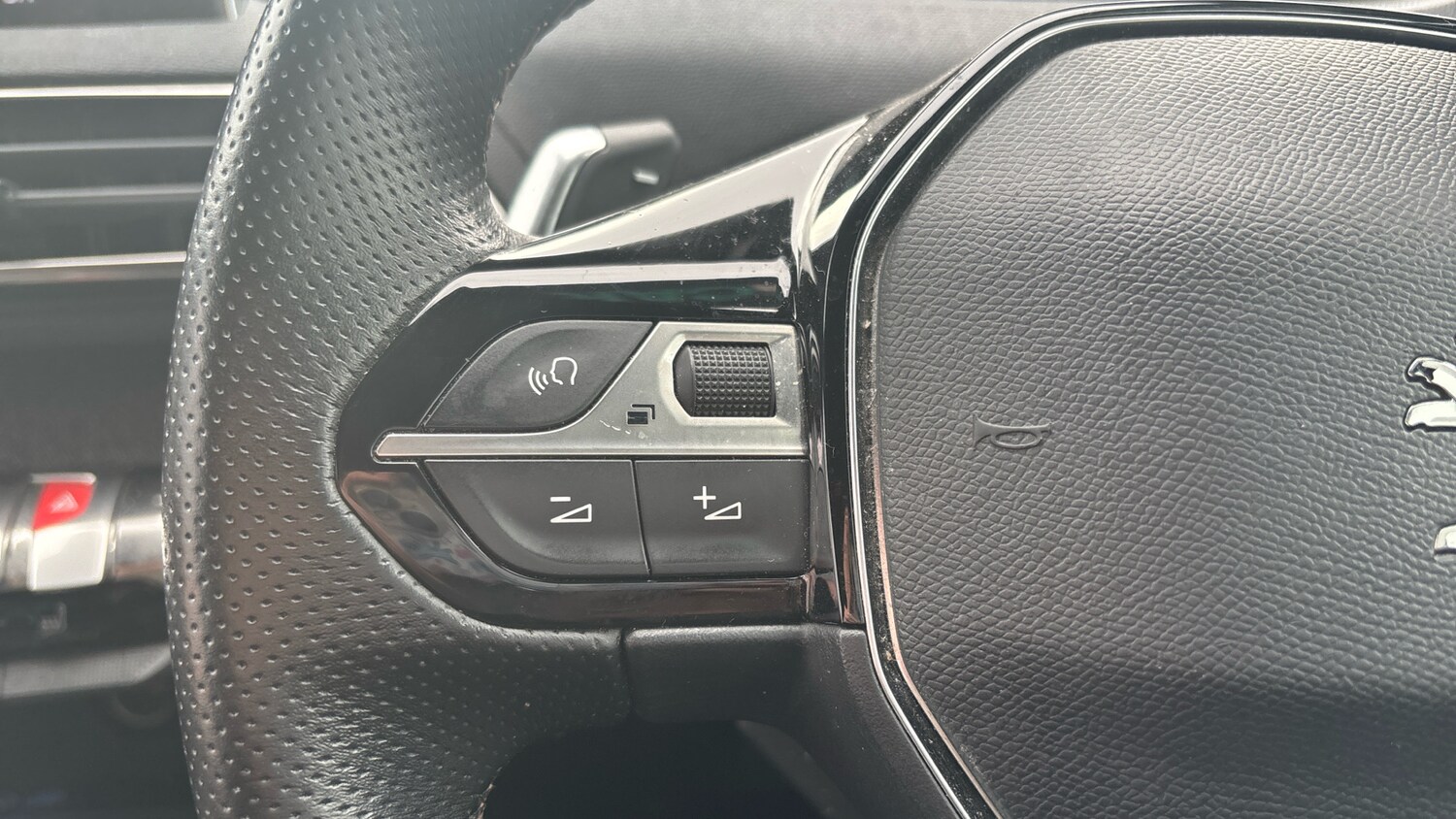 Used Peugeot 3008 2019 for sale - 76359060: Photo 23