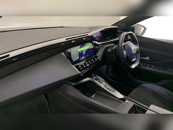 Used Peugeot 308 2024 for sale - 76458442: Photo