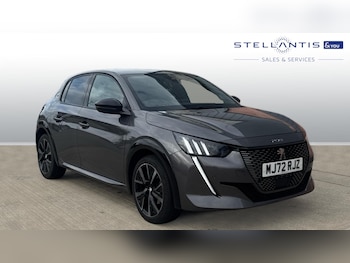 Peugeot - 208