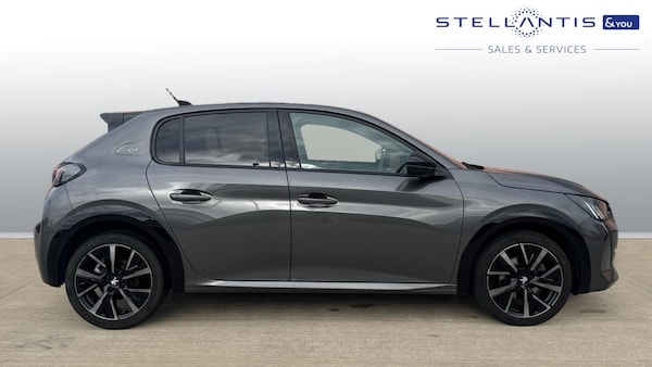 Used Peugeot 208 2023 for sale - 75992259: Photo 2