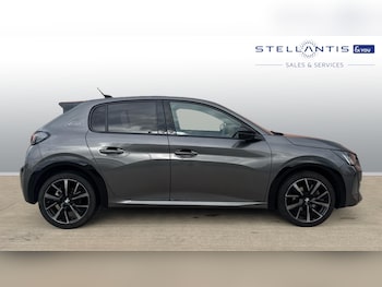 Used Peugeot 208 2023 for sale - 75992259: Photo 2