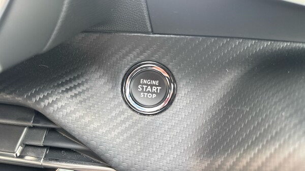 Used Peugeot 208 2023 for sale - 75992259: Photo 40