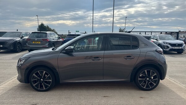 Used Peugeot 208 2023 for sale - 75992259: Photo 6