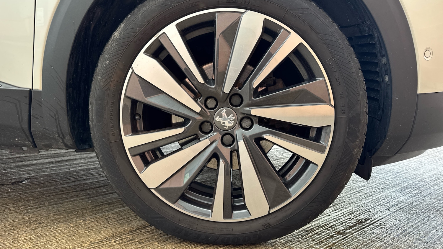 Used Peugeot 3008 2020 for sale - 76690693: Photo 18