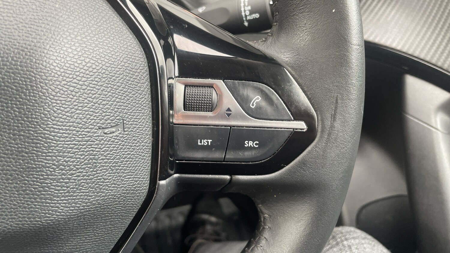 Used Peugeot 2008 2022 for sale - 76378416: Photo 24