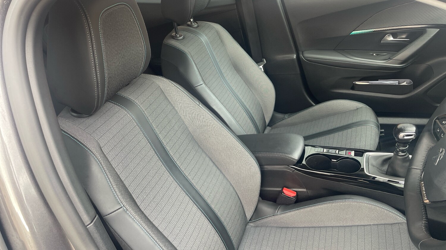 Used Peugeot 2008 2022 for sale - 76378416: Photo 42