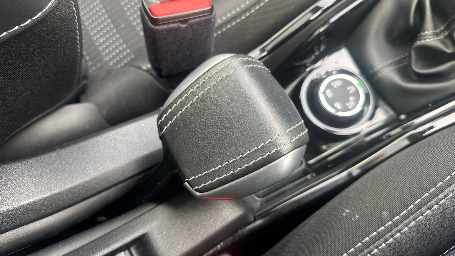 Used Peugeot 2008 2019 for sale - 77659632: Photo 21