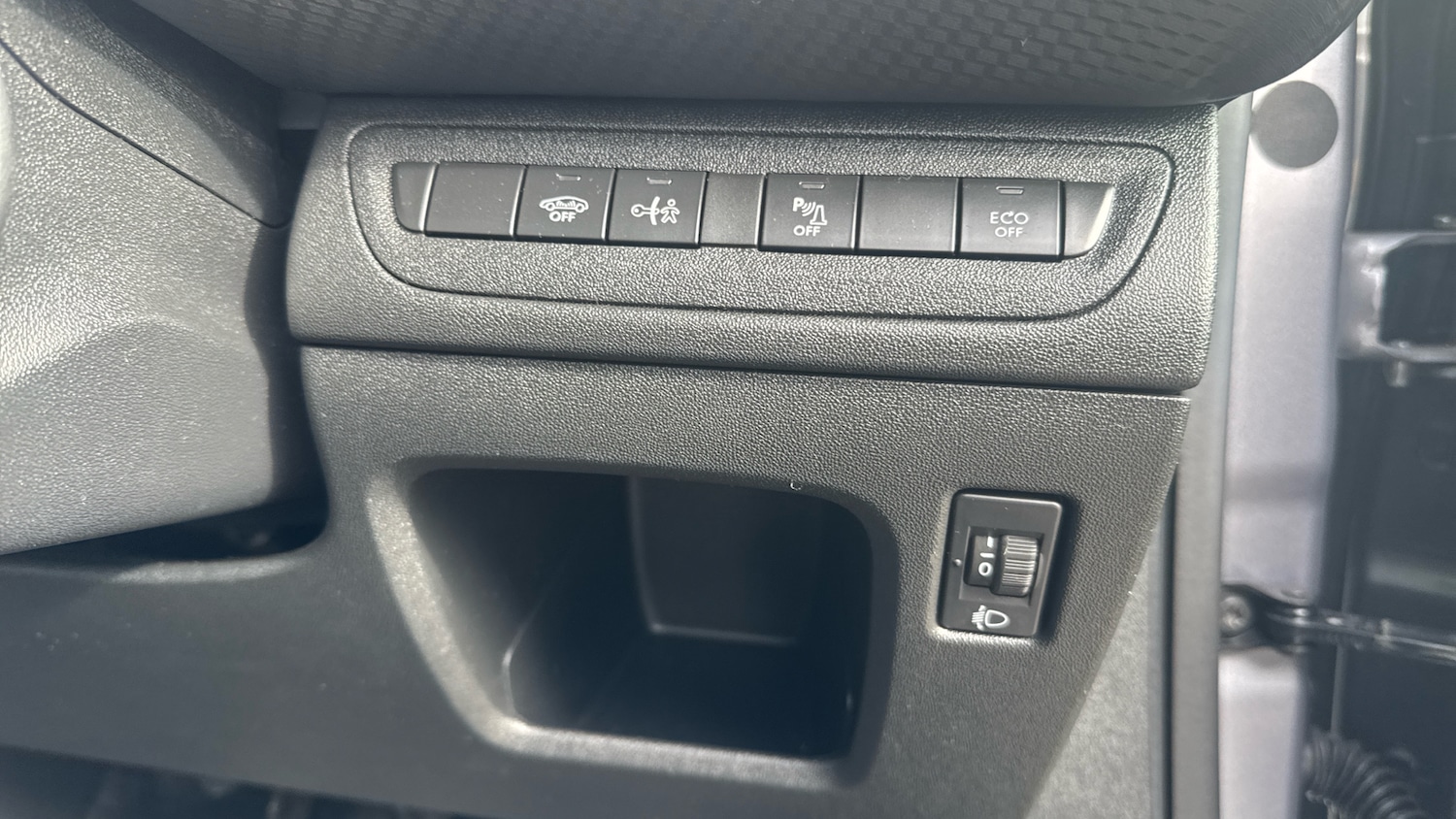 Used Peugeot 2008 2019 for sale - 77659632: Photo 34