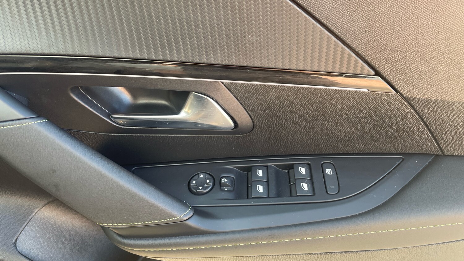 Used Peugeot 208 2024 for sale - 76378415: Photo 22