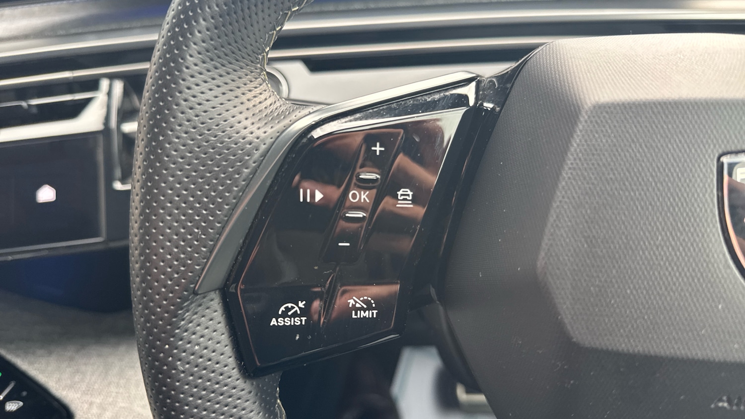 Used Peugeot 3008 2024 for sale - 75992260: Photo 23