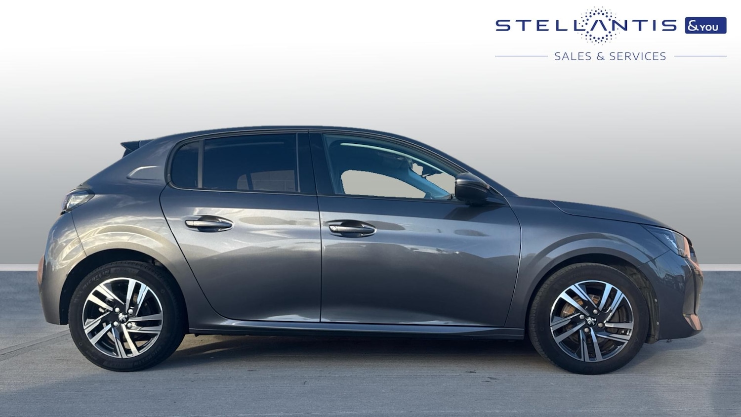 Used Peugeot 208 2021 for sale - 76667831: Photo 2