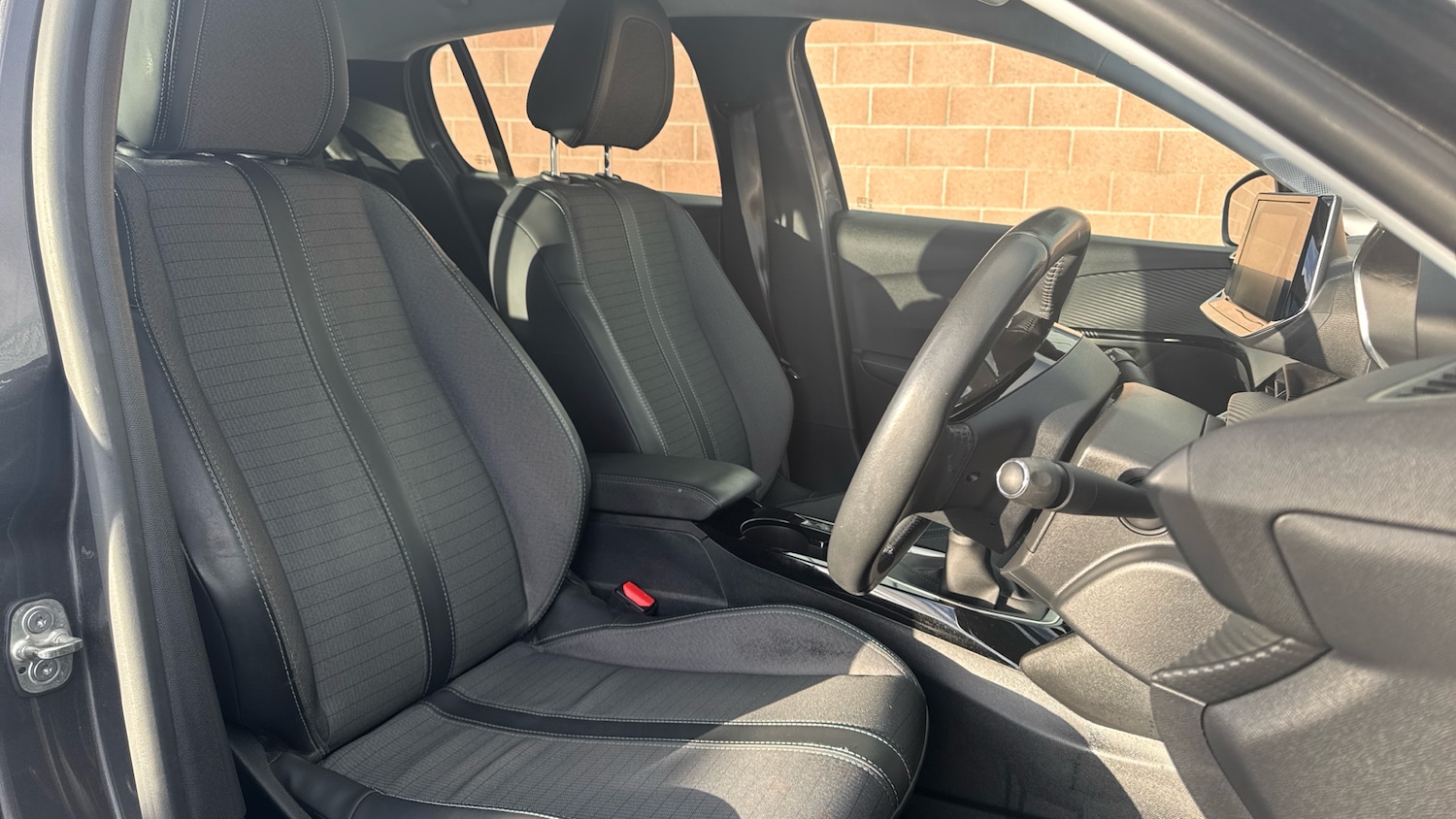 Used Peugeot 208 2021 for sale - 76667831: Photo 41