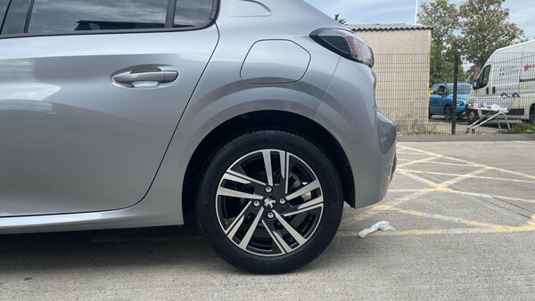 Used Peugeot 208 2021 for sale - 76073714: Photo 15