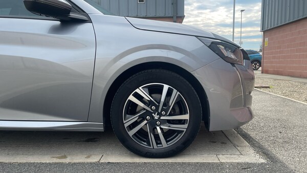 Used Peugeot 208 2021 for sale - 76073714: Photo 17