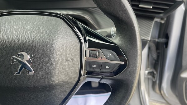 Used Peugeot 208 2021 for sale - 76073714: Photo 24