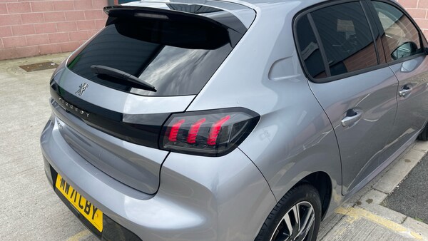 Used Peugeot 208 2021 for sale - 76073714: Photo 45