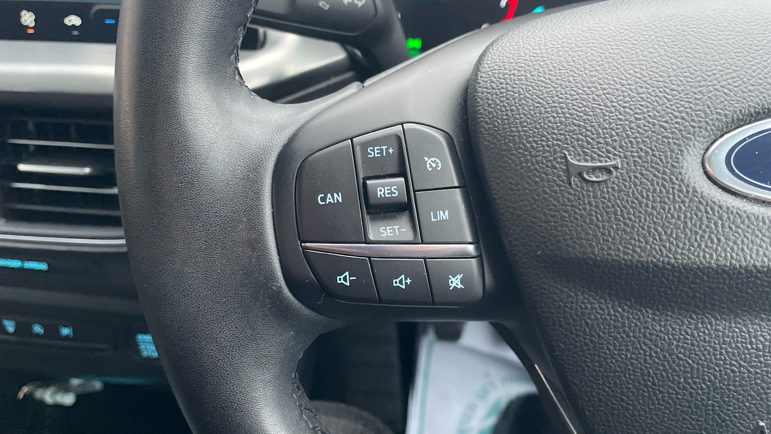 Used Ford Focus 2023 for sale - 77092080: Photo 24