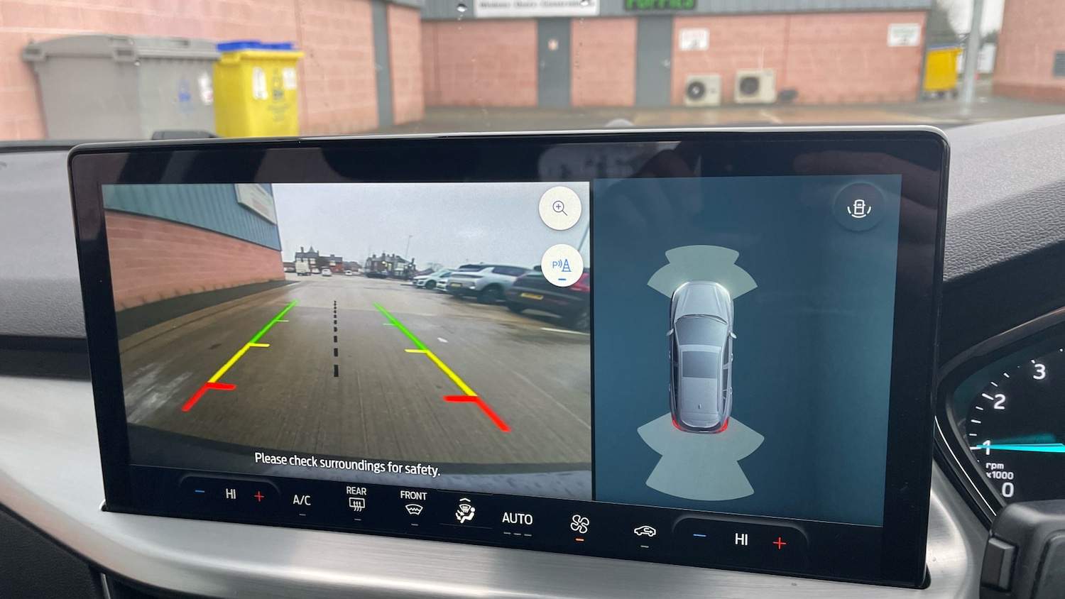 Used Ford Focus 2023 for sale - 77092080: Photo 30