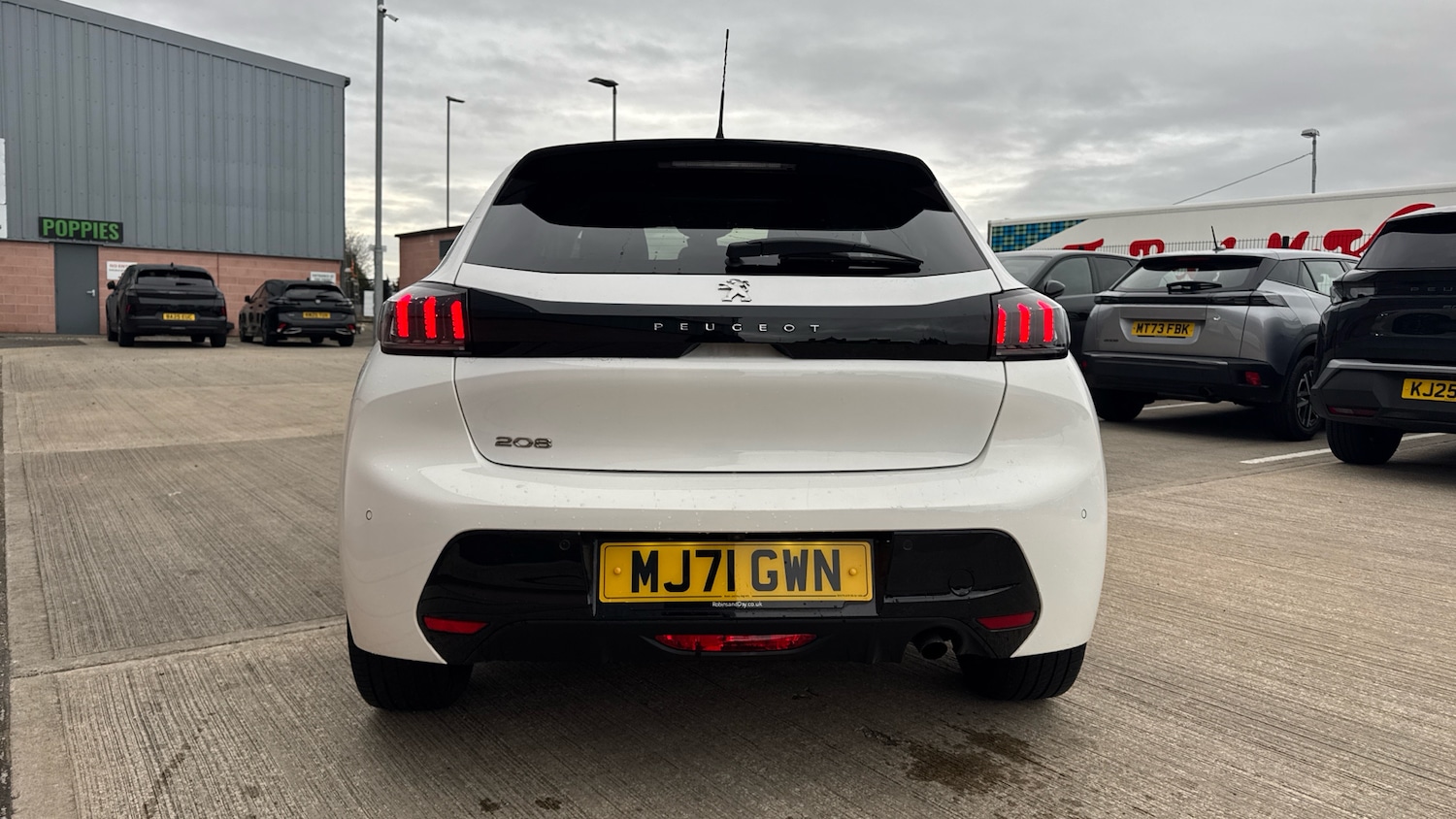 Used Peugeot 208 2021 for sale - 76659880: Photo 10