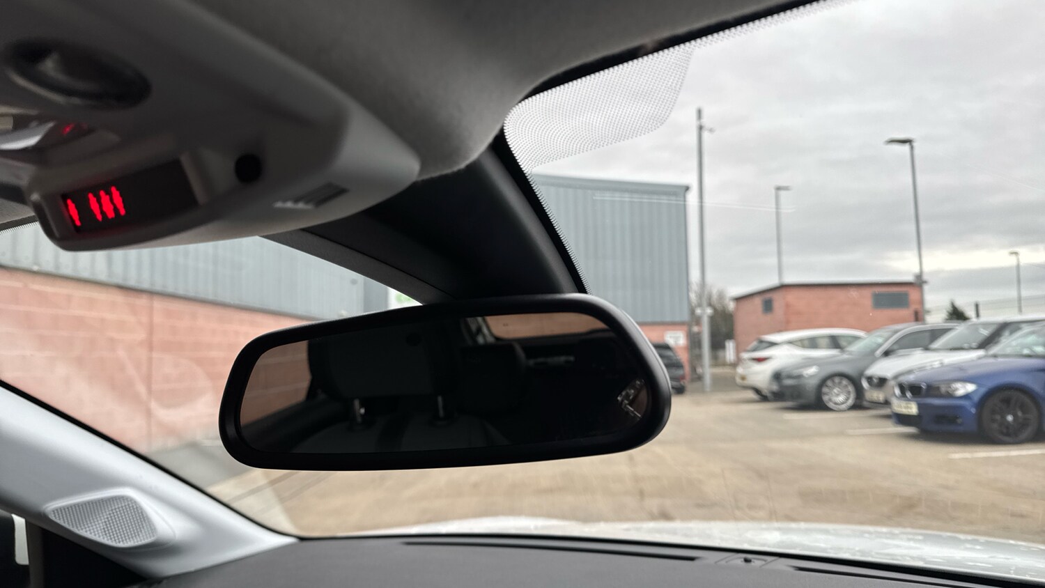 Used Peugeot 208 2021 for sale - 76659880: Photo 37